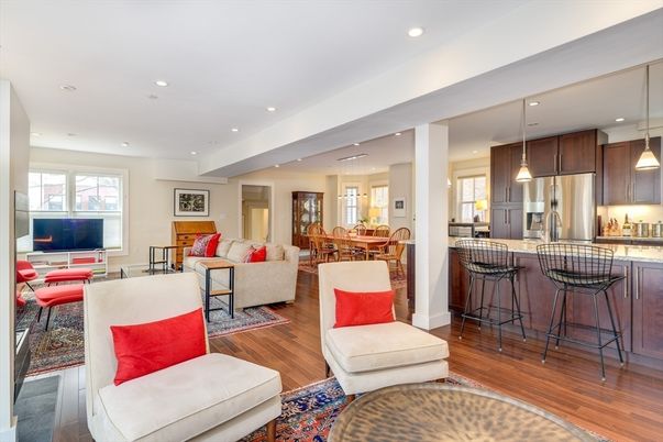 Dining room, Interior, Kitchen, Living room, Pendant Lights, Recessed Lighting, Stainless Steel Appliances, Wood Texture Flooring