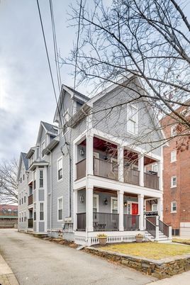 Exterior, Facade, Queen Anne Victorian