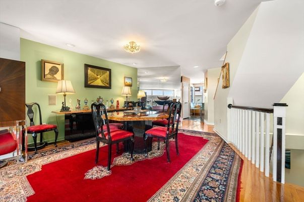Dining room, Interior, Recessed Lighting