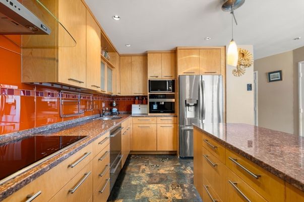 Interior, Kitchen, Pendant Lights, Recessed Lighting, Stainless Steel Appliances