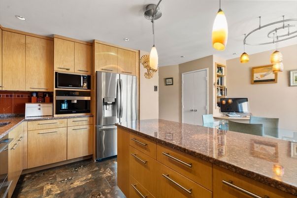 Interior, Kitchen, Pendant Lights, Recessed Lighting, Stainless Steel Appliances