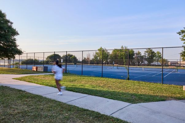 Exterior, Tennis Courts