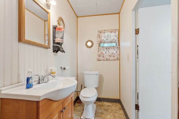 Bathroom, Interior