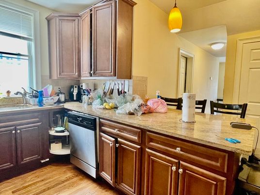 Interior, Kitchen, Pendant Lights, Wood Texture Flooring