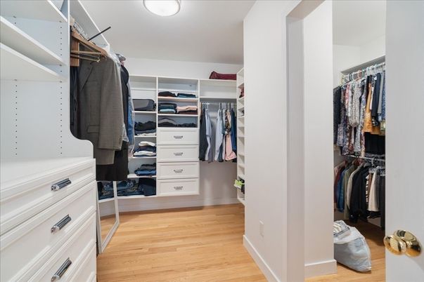 Interior, Walk-in Closets, Wood Texture Flooring
