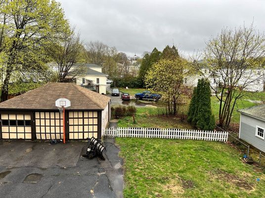 Detached Garage, Exterior