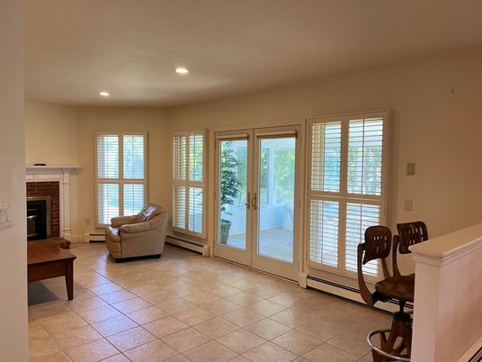 Fireplace, Interior, Recessed Lighting