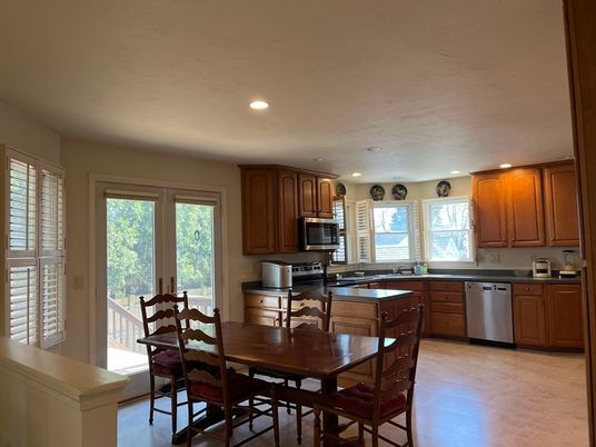 Dining room, Interior, Kitchen, Recessed Lighting, Stainless Steel Appliances