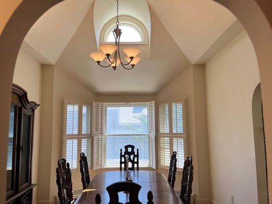 Chandelier, Dining room, Interior