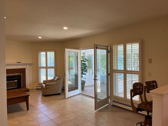 Fireplace, Interior, Recessed Lighting