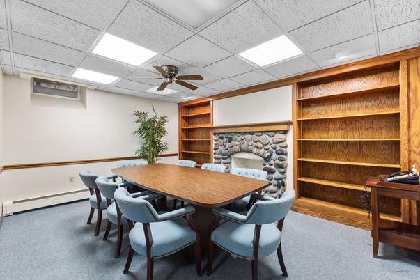 Dining room, Interior, Recessed Lighting