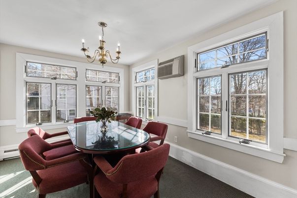 Chandelier, Dining room, Interior