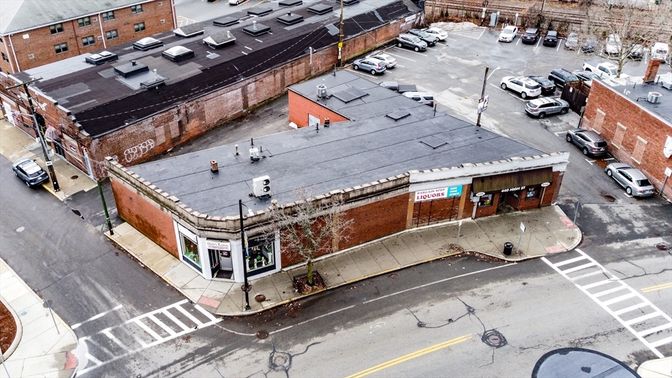 Exterior, Drone
