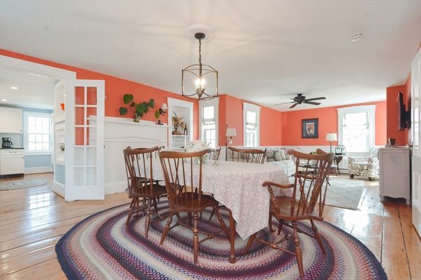 Dining room, Interior, Kitchen, Pendant Lights, Recessed Lighting, Wood Texture Flooring