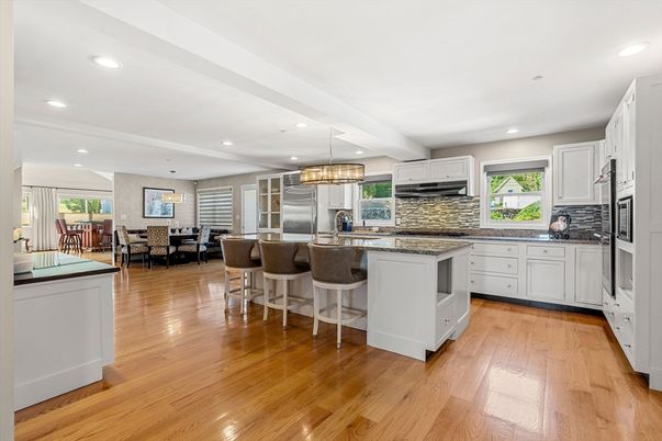 Chandelier, Dining room, Interior, Kitchen, Pendant Lights, Recessed Lighting, Stainless Steel Appliances, Wood Texture Flooring