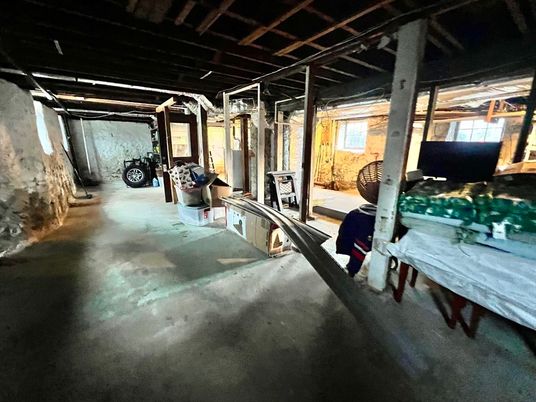 Interior, Wooden Beams