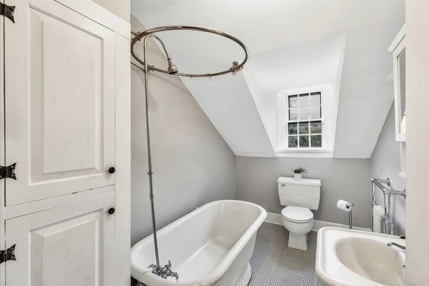 Bathroom, Free Standing Baths, Interior