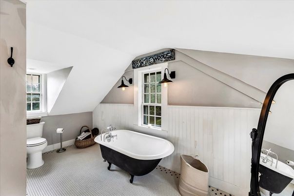 Bathroom, Free Standing Baths, Interior