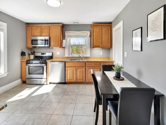 Dining room, Interior, Kitchen, Stainless Steel Appliances