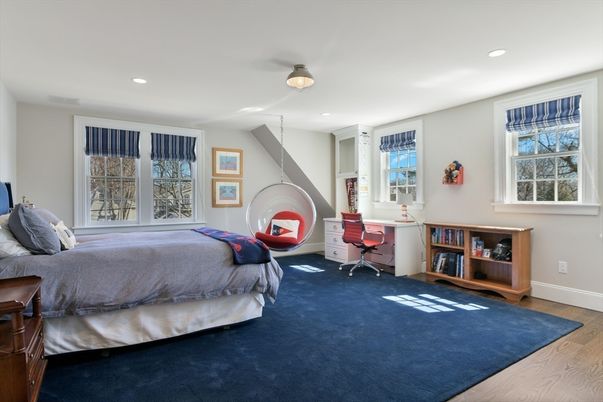 Bedroom, Home Office, Interior, Recessed Lighting, Wood Texture Flooring