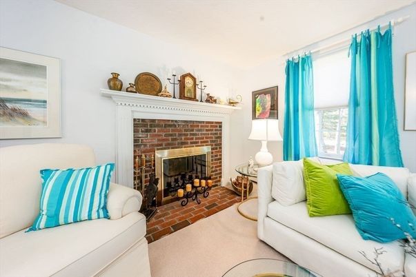 Fireplace, Interior, Living room