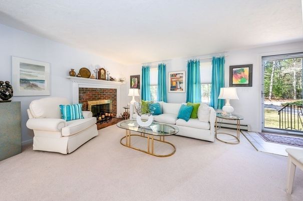 Fireplace, Interior, Living room