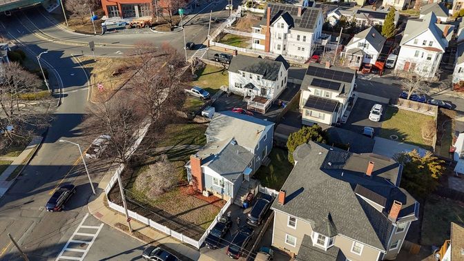 Exterior, Drone