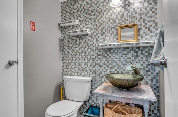 Bathroom, Interior