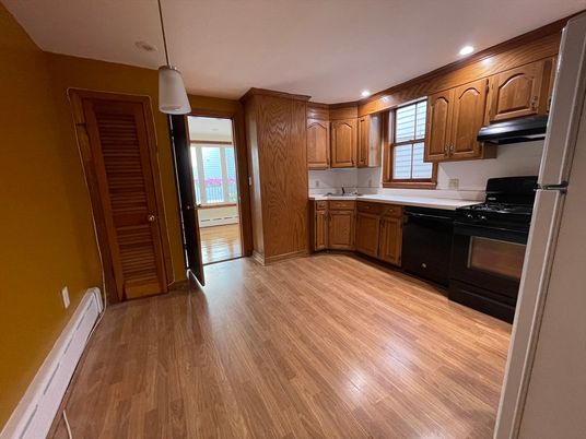 Interior, Kitchen, Pendant Lights, Recessed Lighting, Wood Texture Flooring
