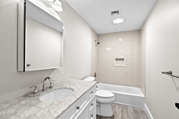 Bathroom, Interior, Recessed Lighting, Wood Texture Flooring