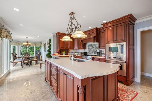 Chandelier, Dining room, Interior, Kitchen, Pendant Lights, Recessed Lighting, Stainless Steel Appliances