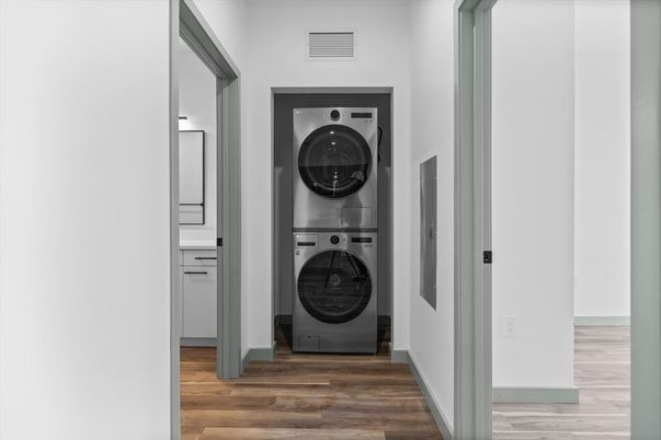 Interior, Utility Closets, Washer, Wood Texture Flooring