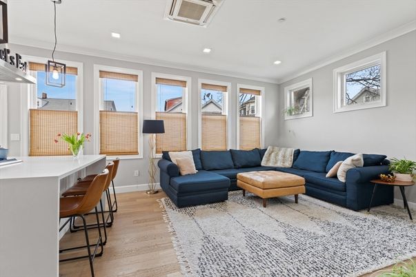 Interior, Living room, Pendant Lights, Recessed Lighting, Wood Texture Flooring