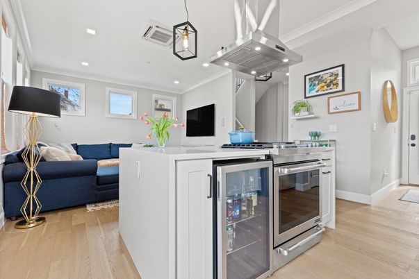 Interior, Kitchen, Living room, Pendant Lights, Recessed Lighting, Stainless Steel Appliances, Wood Texture Flooring