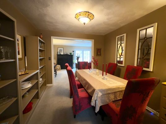 Dining room, Interior