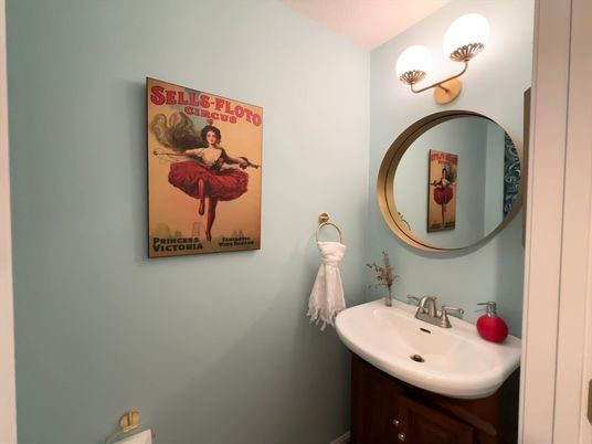 Bathroom, Interior
