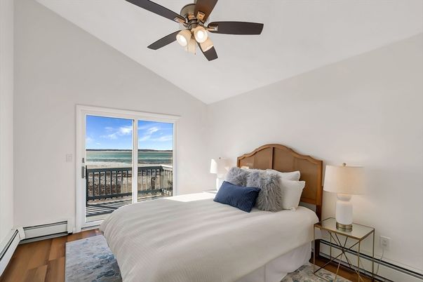 Bedroom, Interior, Water, Wood Texture Flooring