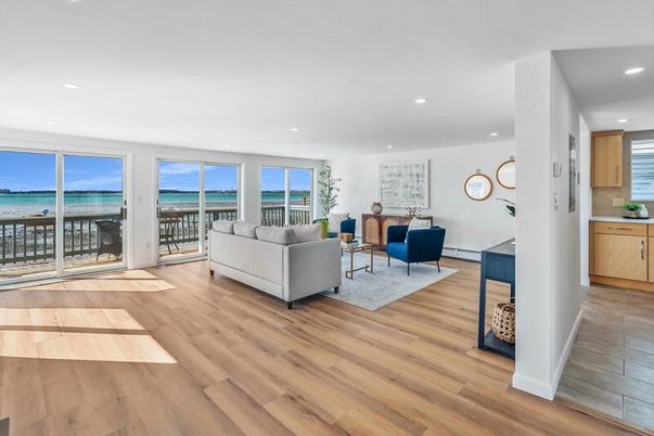 Interior, Living room, Recessed Lighting, Water, Wood Texture Flooring
