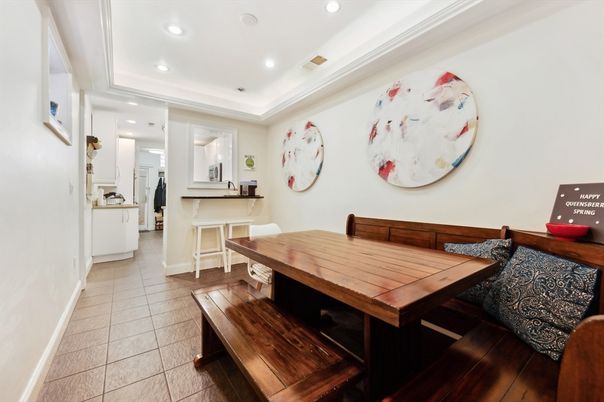 Dining room, Interior, Recessed Lighting