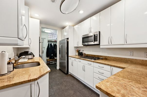 Interior, Kitchen, Recessed Lighting