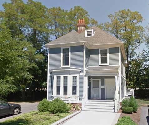 Exterior, Facade, American Foursquare