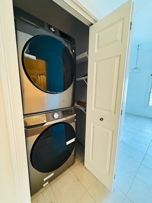 Interior, Pendant Lights, Utility Closets, Washer