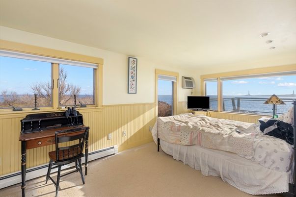 Bedroom, Interior, Water