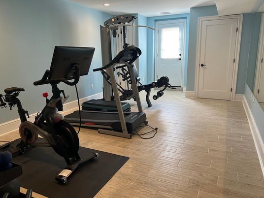 Fitness Equipment, Interior, Recessed Lighting, Wood Texture Flooring