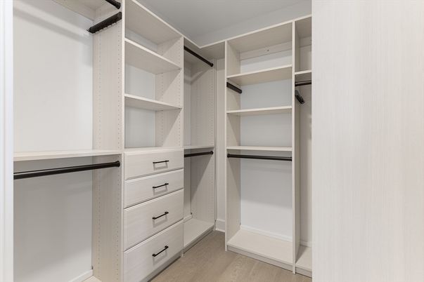 Interior, Walk-in Closets, Wood Texture Flooring