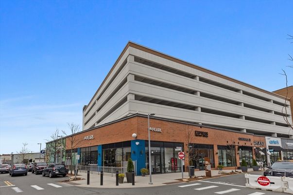 Exterior, Facade, Condo Building