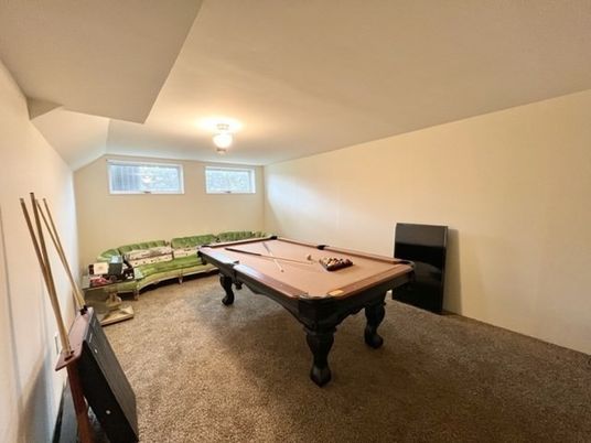 Billiard Table, Game Room, Interior