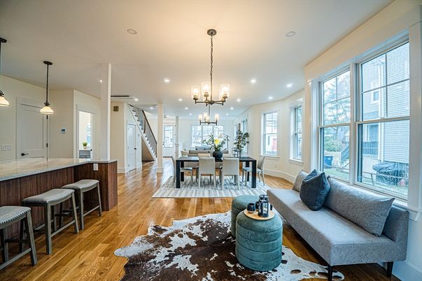 Dining room, Interior, Living room, Pendant Lights, Recessed Lighting, Wood Texture Flooring