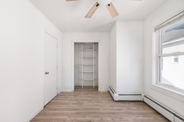Empty room, Interior, Walk-in Closets, Wood Texture Flooring