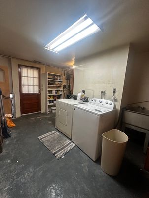 Interior, Washer